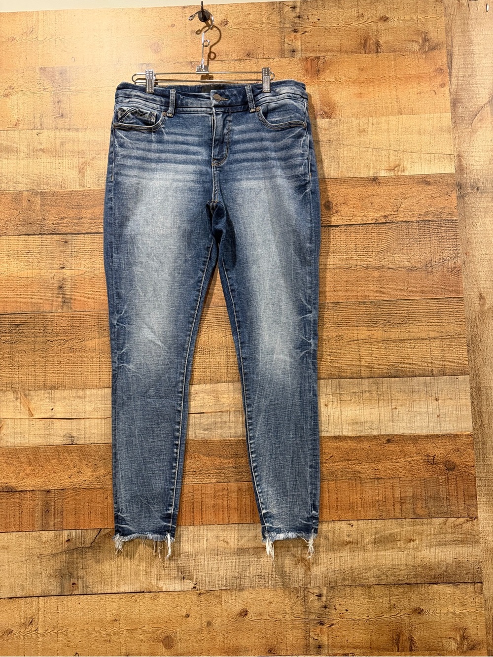 Buckle Black Women’s Blue Distressed Ankle Skinny Jeans Size 30/27